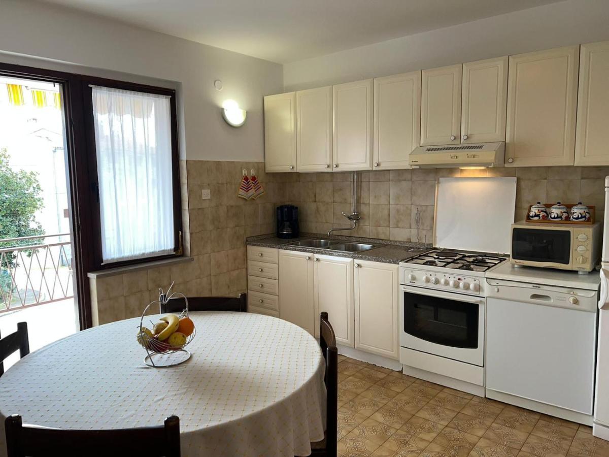 Apartman Bruna 1 Πόρετς Εξωτερικό φωτογραφία